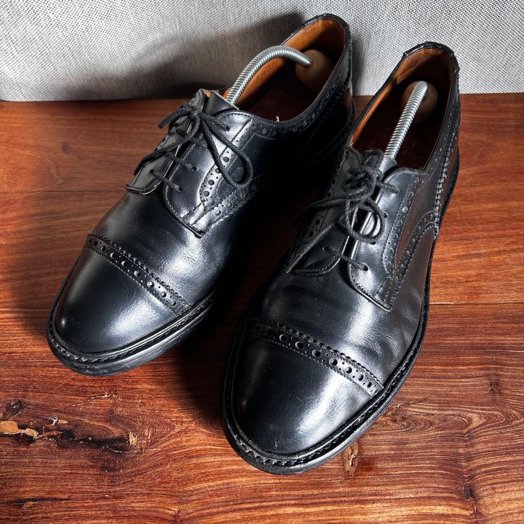 トリッカーズ ストレートチップ