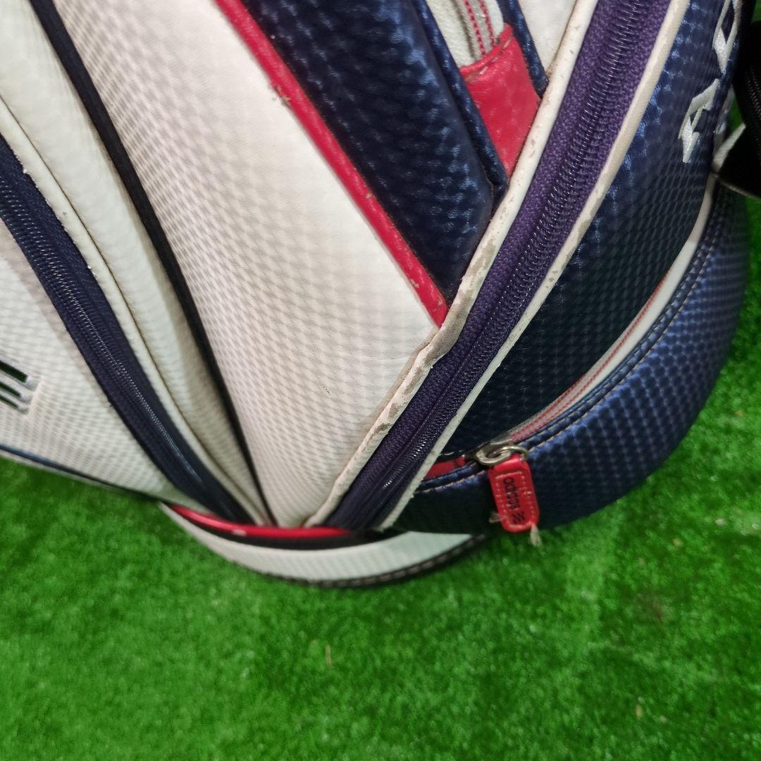 adidas ゴルフキャディバッグ オシャレなトリコロールカラー　フードカバー付