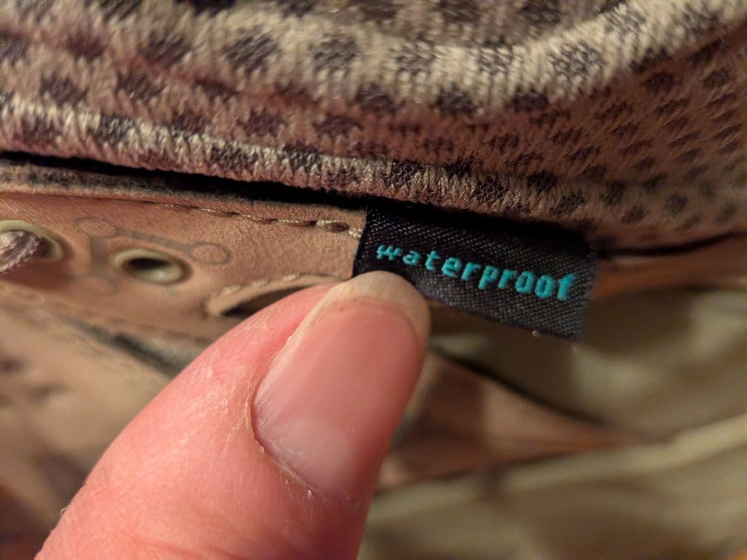 ホカオネオネHOKA ONE ONE TORULTRA HI US12 30cm