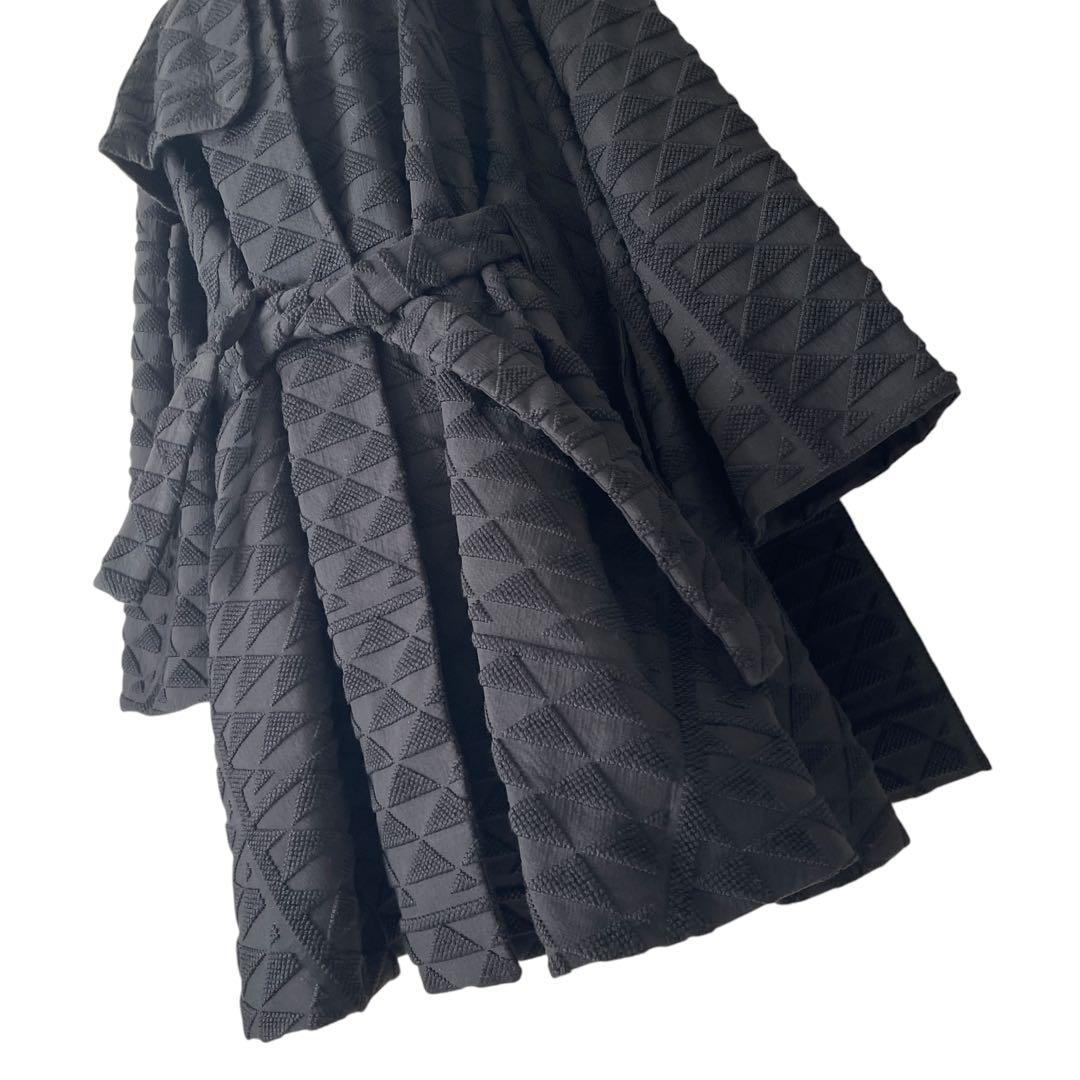 希少美品　 GIORGIO ARMANI　ケープコート　ブラック　46