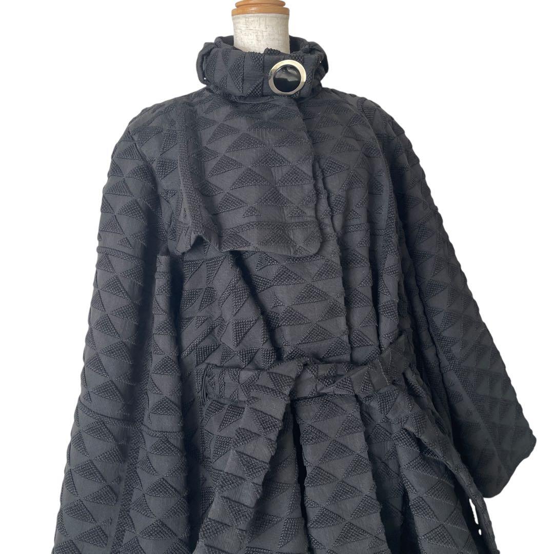 希少美品　 GIORGIO ARMANI　ケープコート　ブラック　46