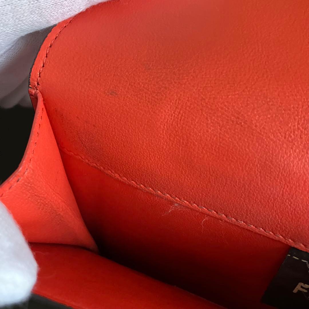 フェンディ　ピーカブー　FENDI JP PEEKABOO WALLET レッド