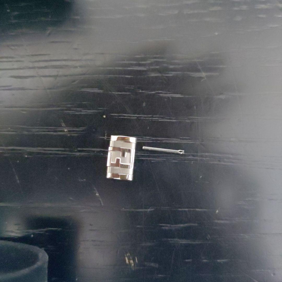 VMPD7-105-9 FENDI 腕時計 レディース 上品