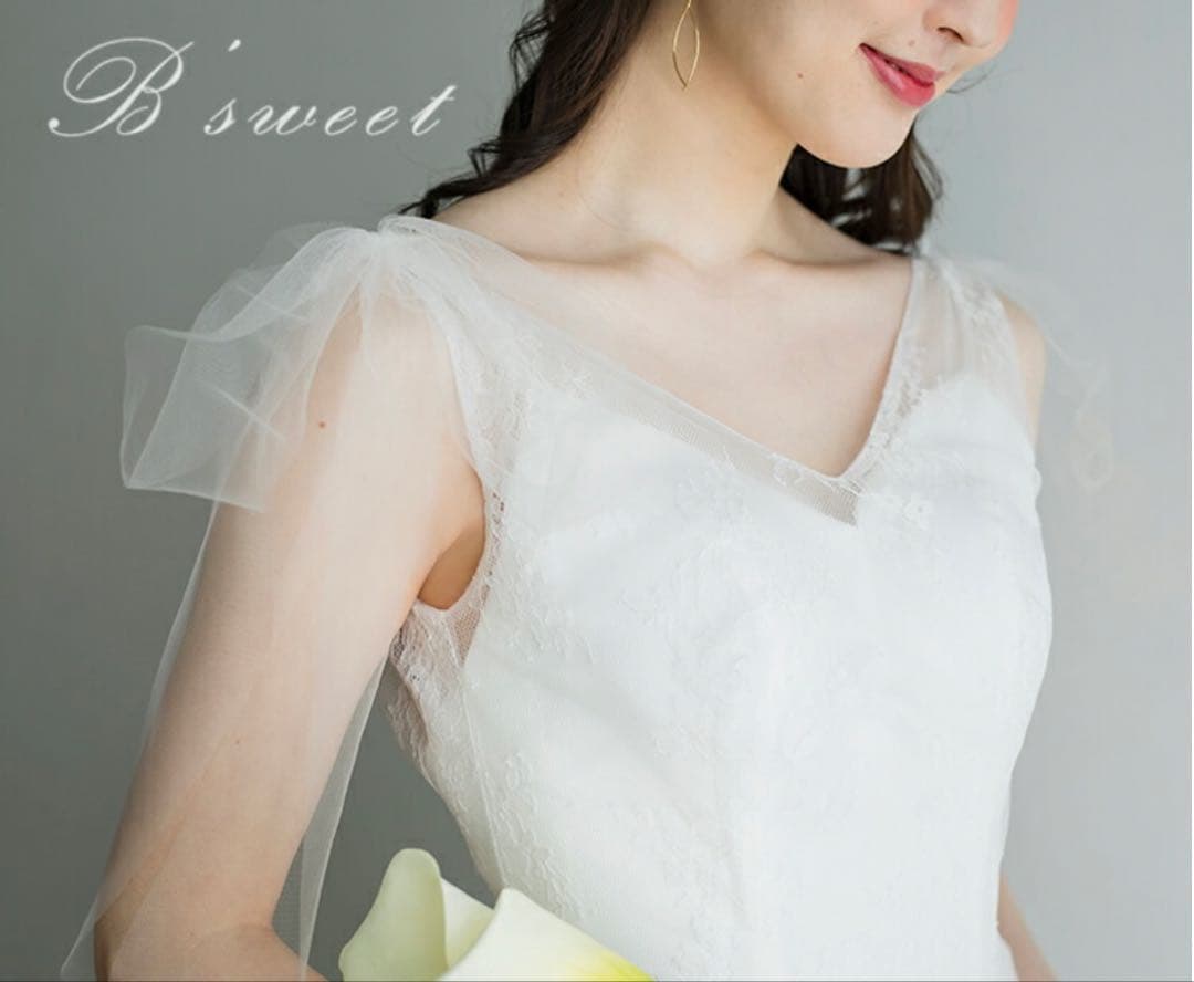 ノースリーブ　ウェディングドレス