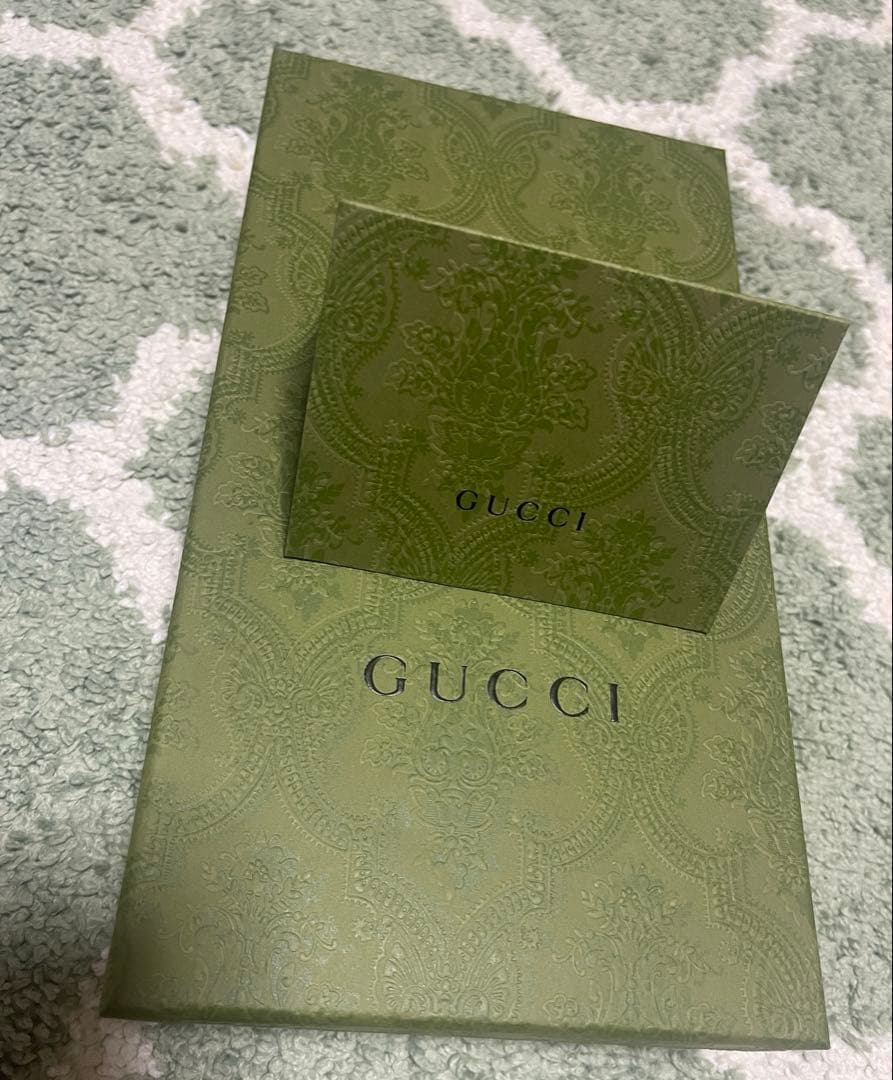 GUCCI正規新品♡グッチ♡ロングソックスM箱カード付きロゴハイソックス
