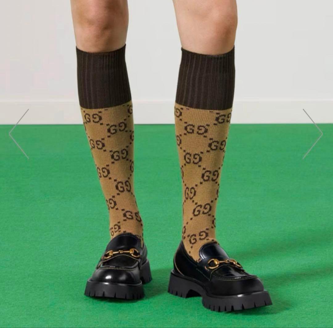 GUCCI正規新品♡グッチ♡ロングソックスM箱カード付きロゴハイソックス