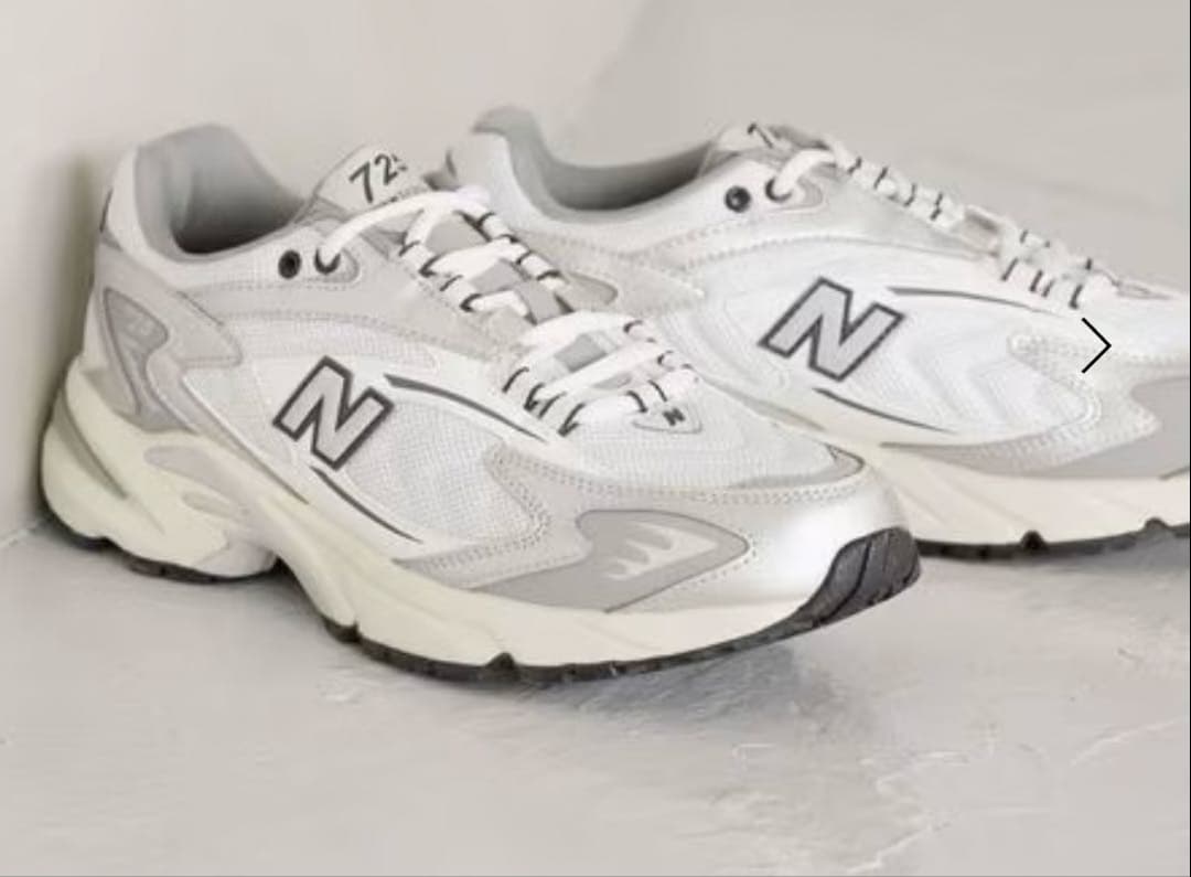 新品未使用品　ニューバランス　725 24.5cm
