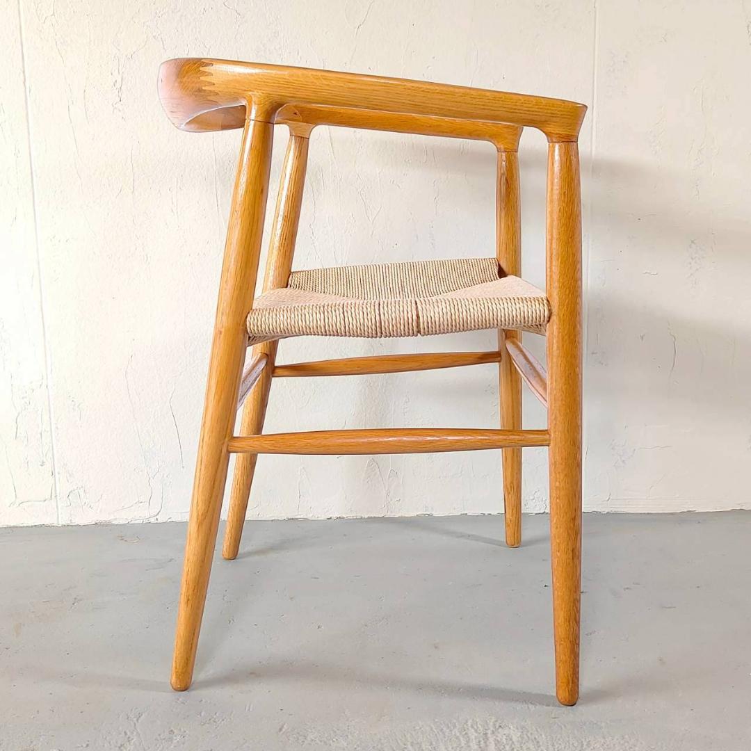 ①無印良品 オーク材 ペーパーコード アームチェア