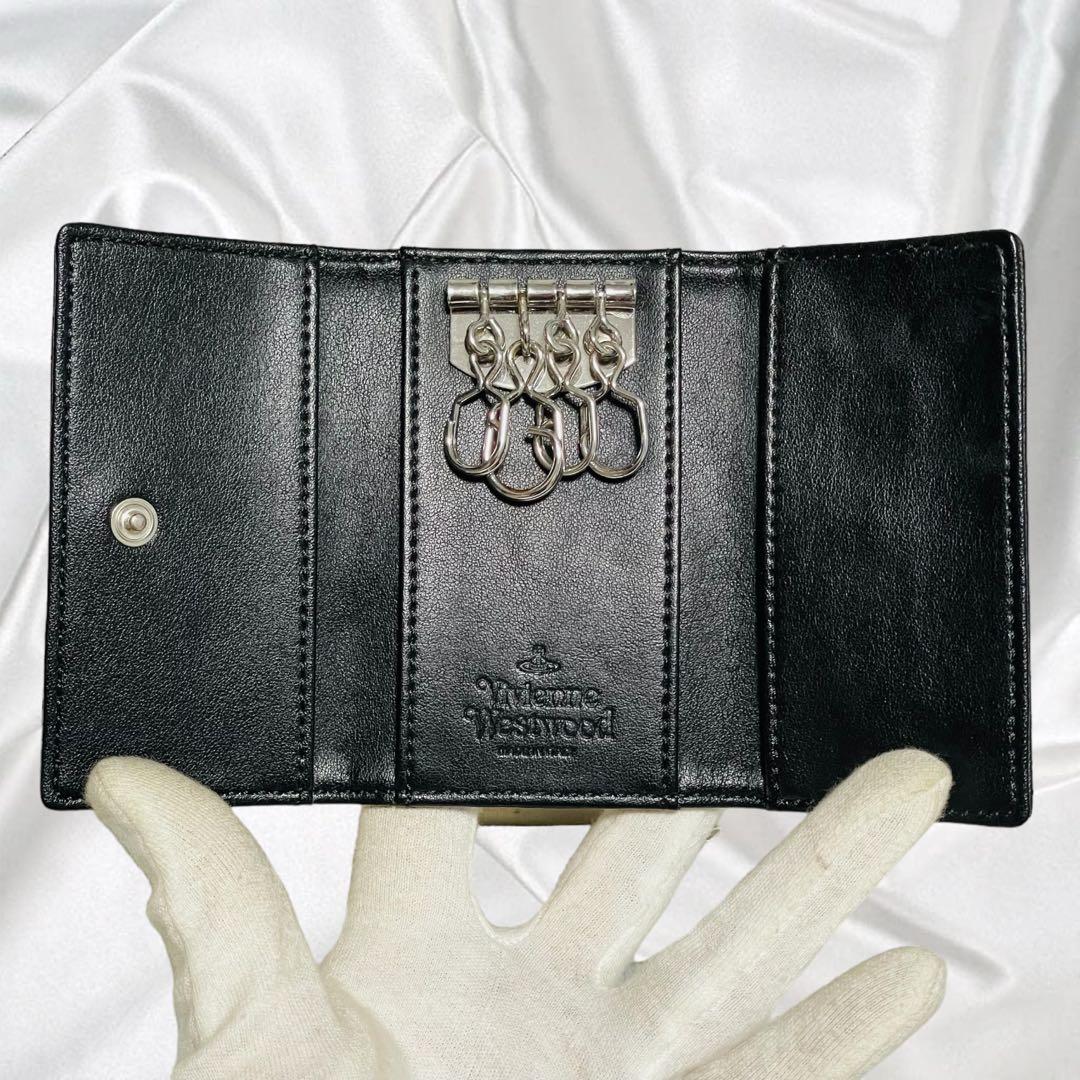 【Vivienne Westwood】美品 ヴィヴィアン サフィアーノ4連 黒