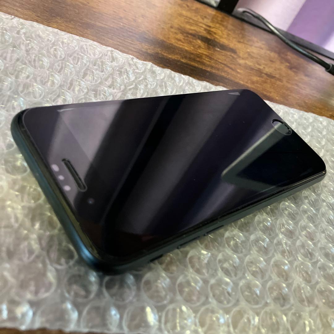 iPhone SE 第3世代　SIMフリー　SE3 MMYC3J/A