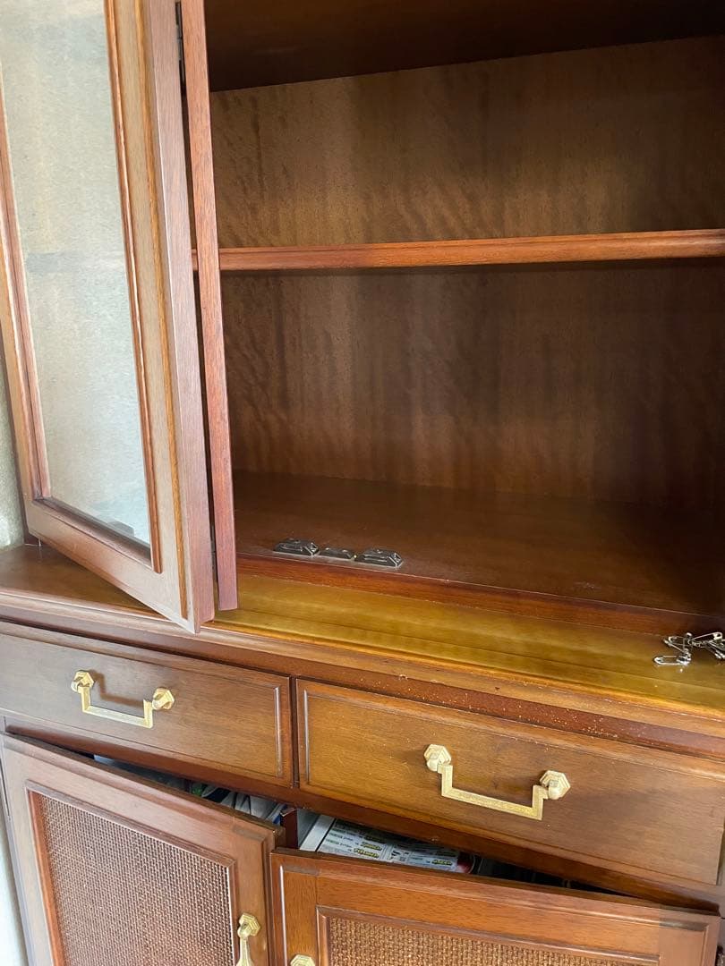 マルニ地中海シリーズ　高級食器棚　サイドボード　アンティーク家具