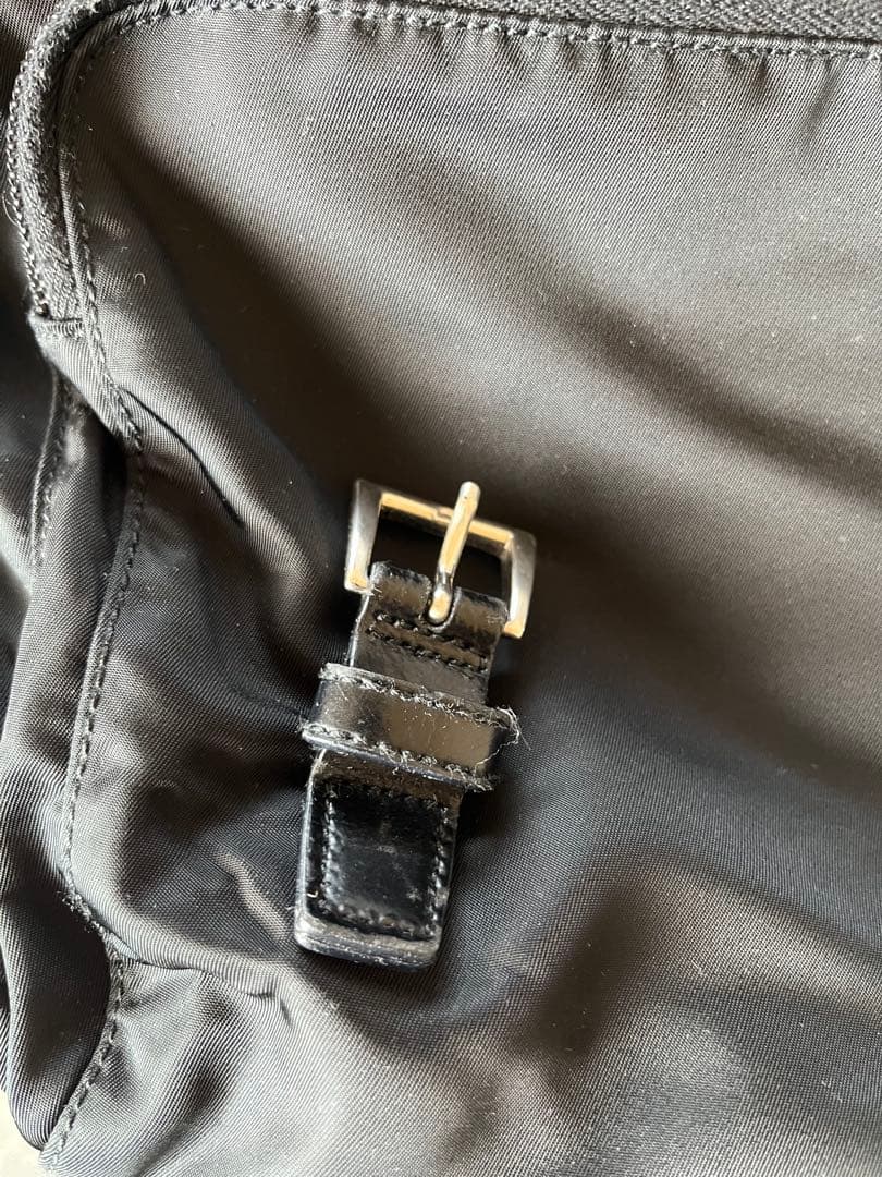 PRADA プラダ ショルダーバッグ メッセンジャー 斜め掛け可 ナイロン 黒