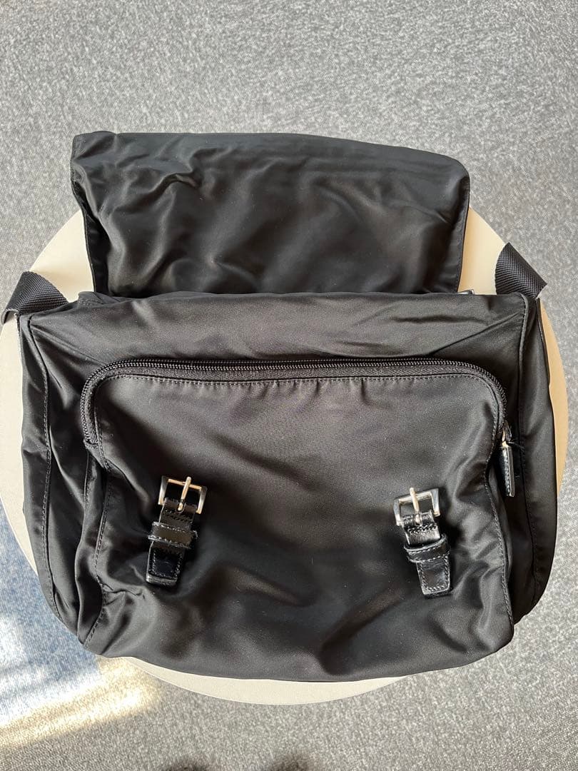 PRADA プラダ ショルダーバッグ メッセンジャー 斜め掛け可 ナイロン 黒