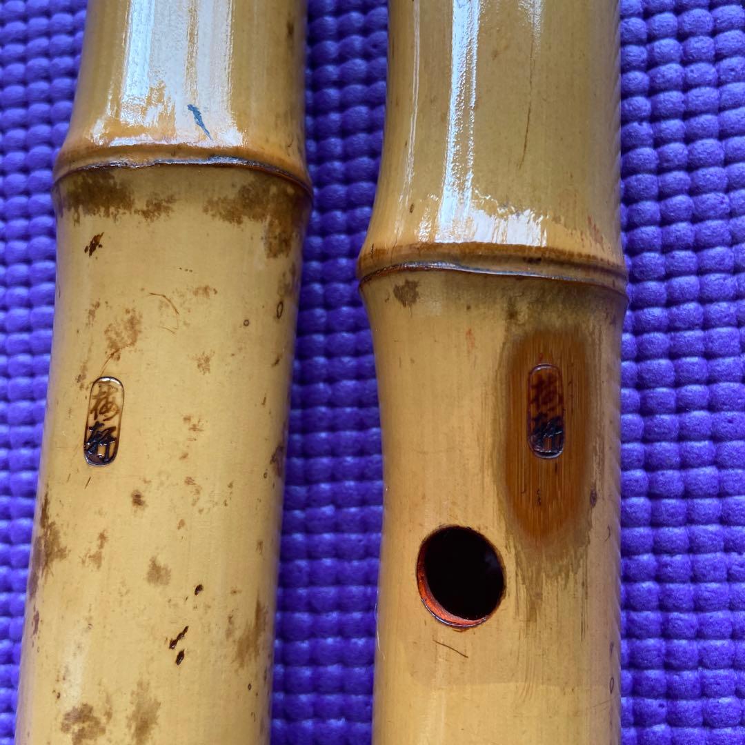 38 値下げ　尺八　一尺六寸管　銘　○軒？　二印　梅軒だと教えて頂きました