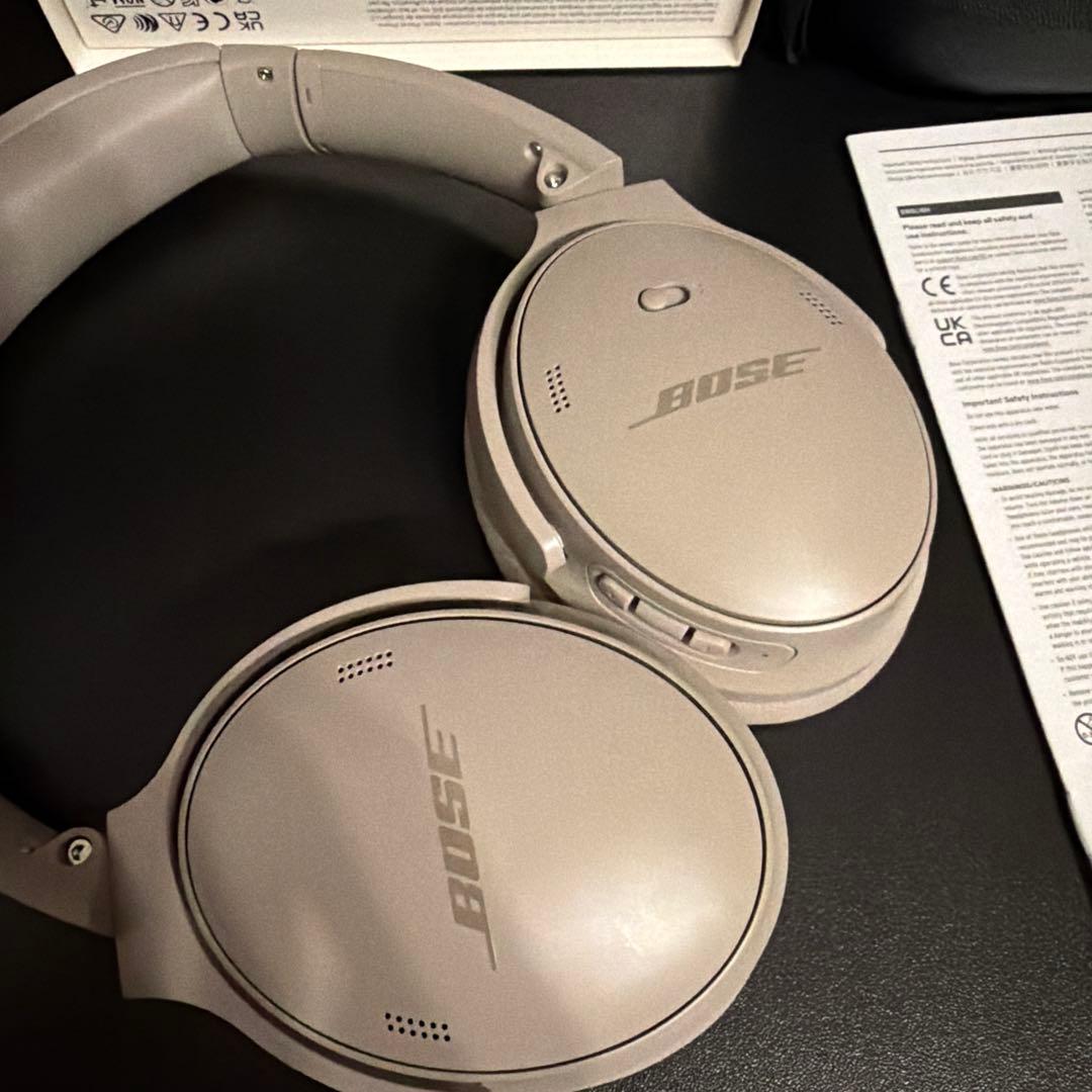 箱付Bose QuietComfort Headphones LEサンドストーン