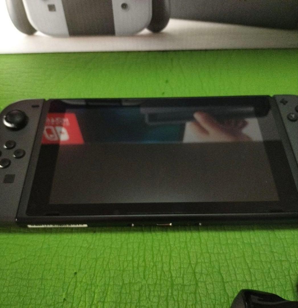 【美品】Nintendo Switch箱付属品付き