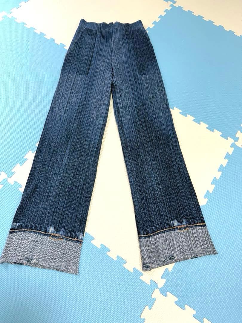 ✨【美品】PLEATS PLEASE イッセイミヤケ デニム調パンツ✨