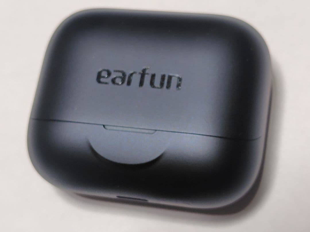 【ほぼ新品】 動作確認のみ Earfun air pro4＋　plus プラス