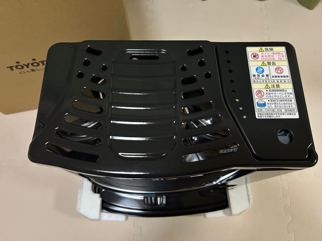 トヨトミ 灯油ストーブ ブラック　RSX-23N