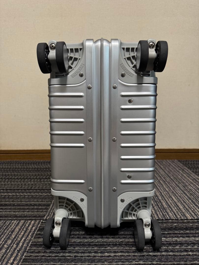 イノベーターinnovator ステアリングシルバー INV1811 36L