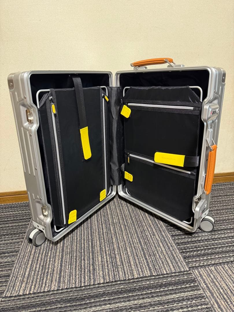 イノベーターinnovator ステアリングシルバー INV1811 36L