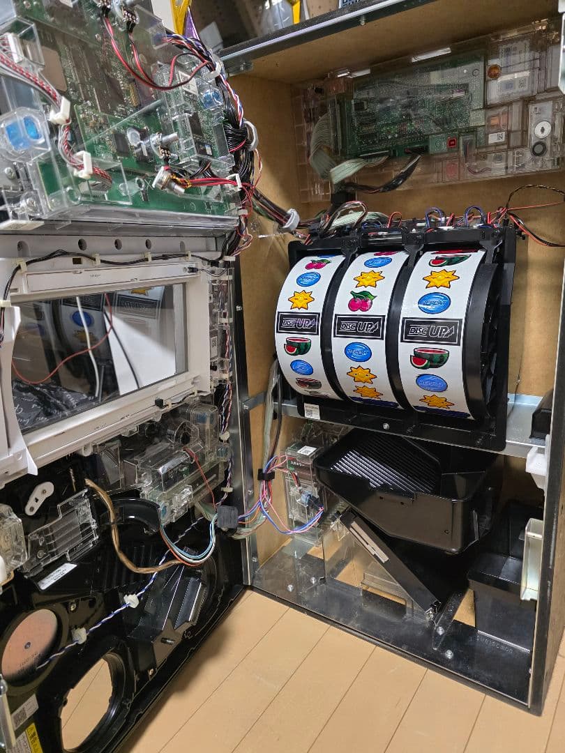 gonzo　パチスロ　ディスクアップ　　緑パネル