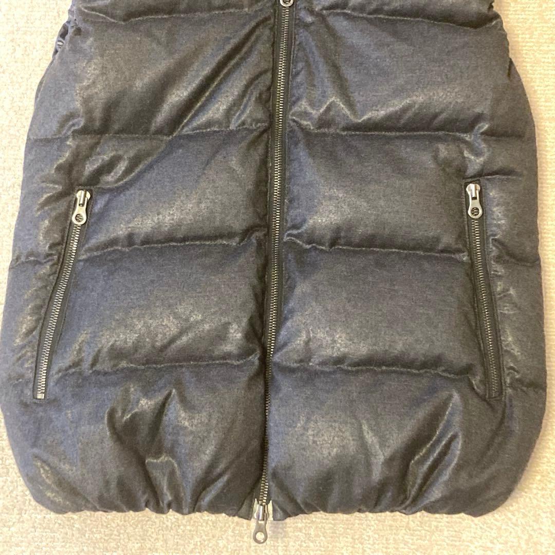 美品❣️DUVETICA 　ダウンベスト　FEBEDUE　濃いグレー　42 L