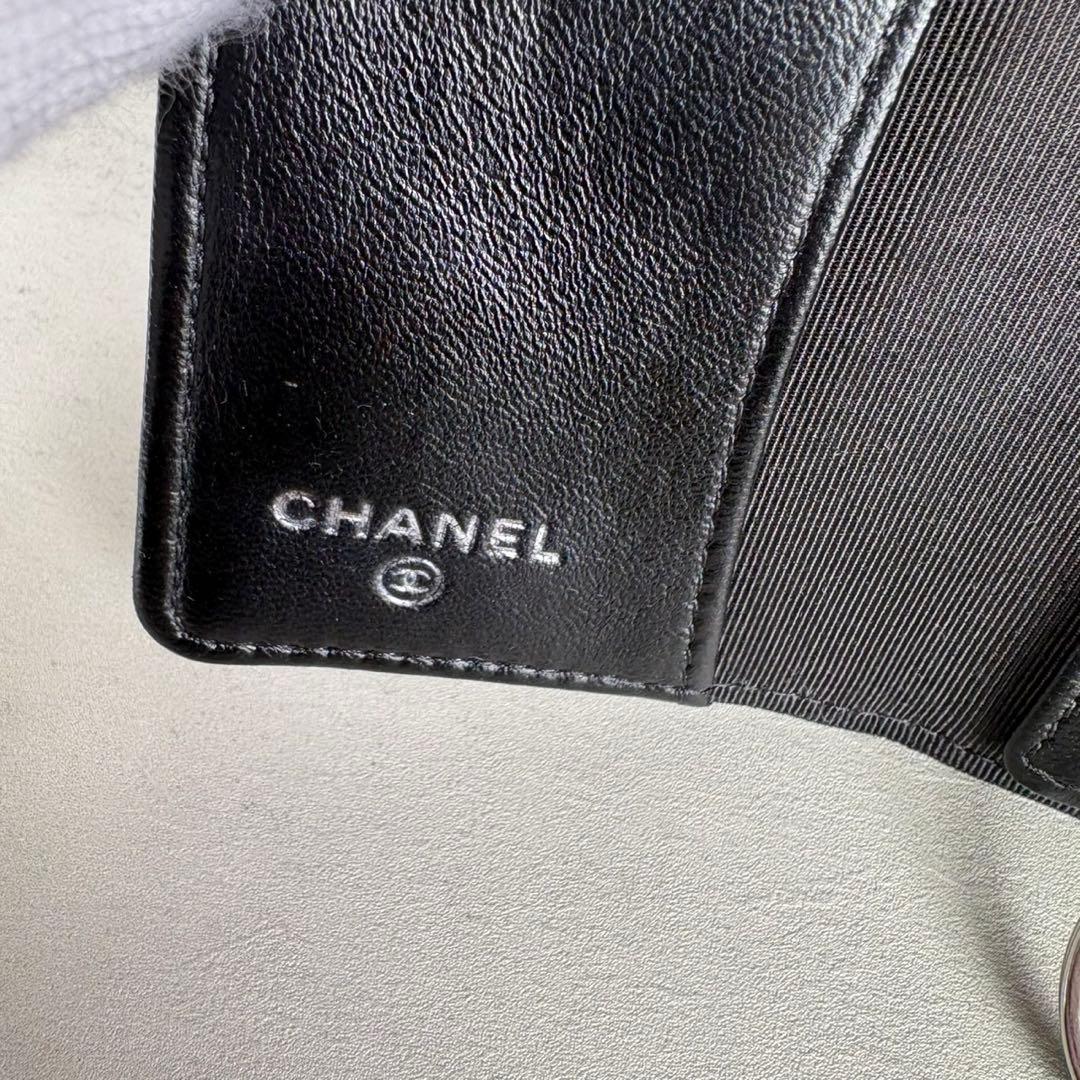 CHANEL キーケース　キャビアスキン　マトラッセ　カードケース　財布