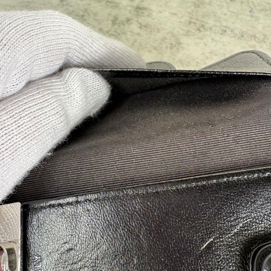 CHANEL キーケース　キャビアスキン　マトラッセ　カードケース　財布