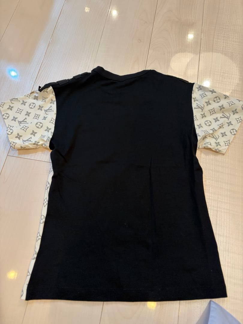 LOUIS VUITTON エスカルプリンテッドTシャツ