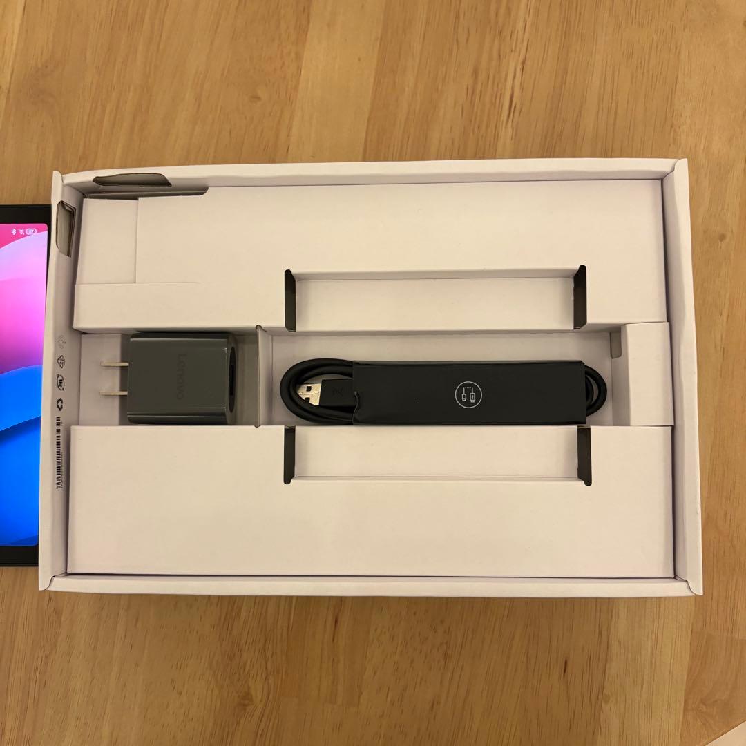 Lenovo Tab K11 Androidタブレット 本体 充電器付き