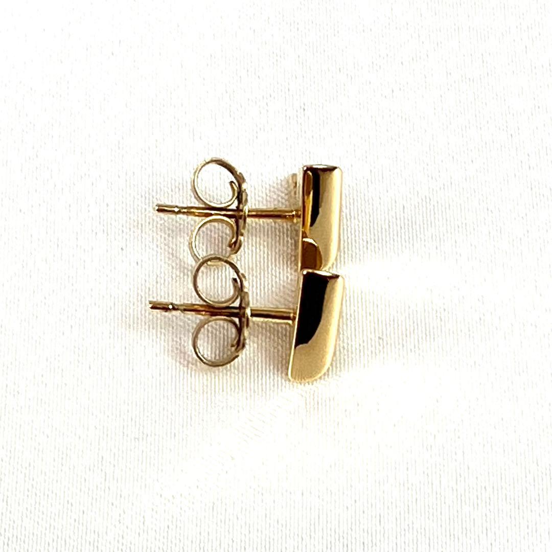 【極美品】ルイヴィトン　エセンシャルV ピアス　ゴールド　ロゴ刻印　M68153