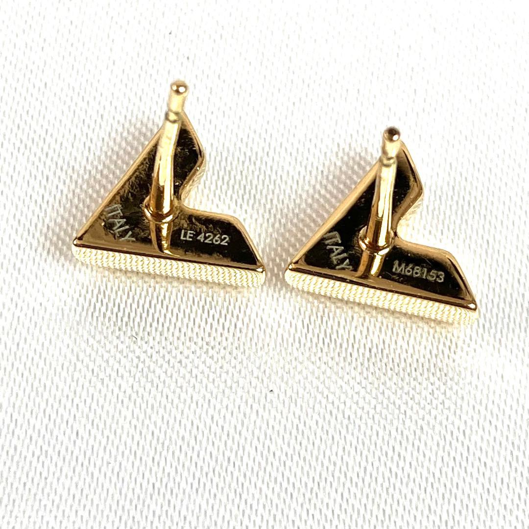 【極美品】ルイヴィトン　エセンシャルV ピアス　ゴールド　ロゴ刻印　M68153