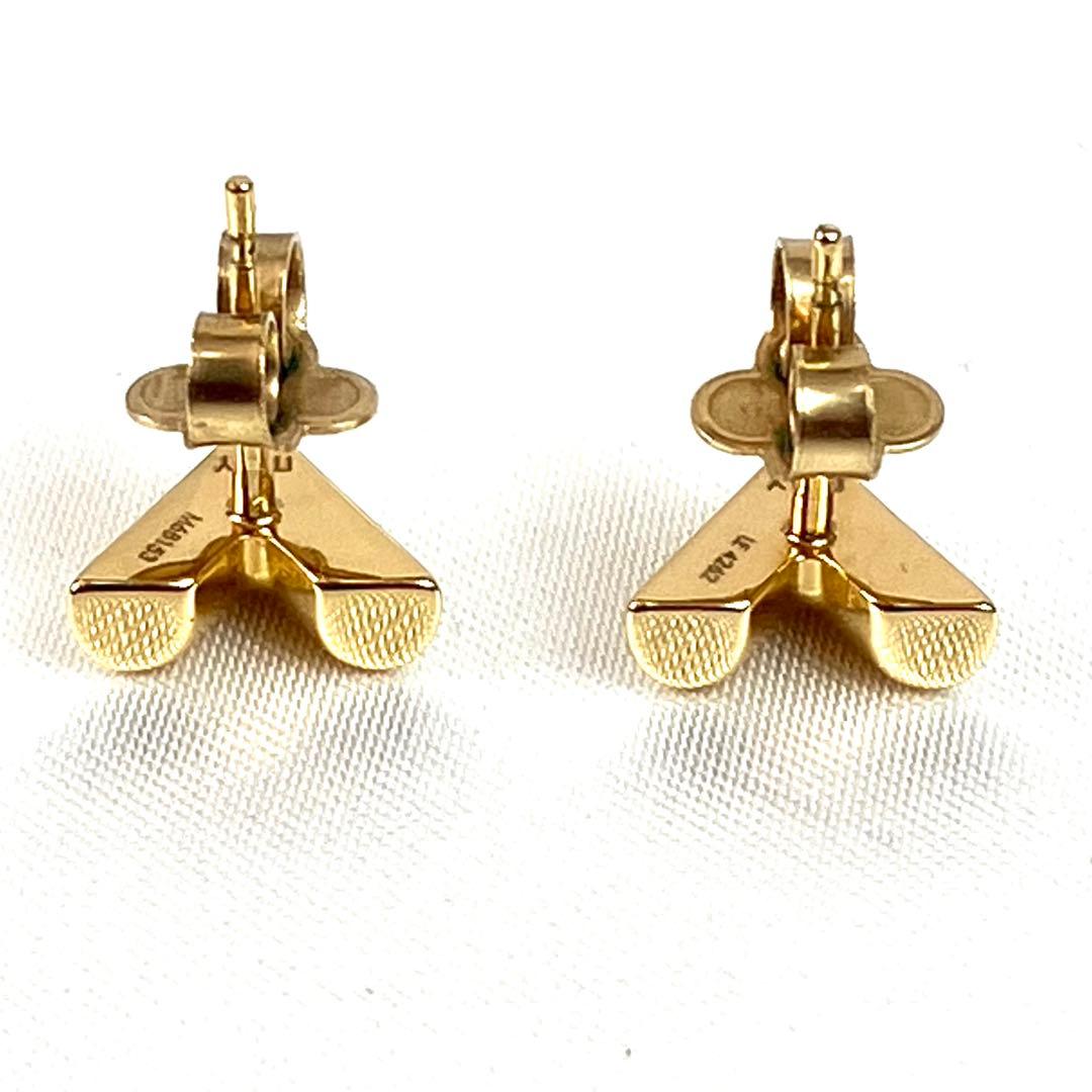 【極美品】ルイヴィトン　エセンシャルV ピアス　ゴールド　ロゴ刻印　M68153