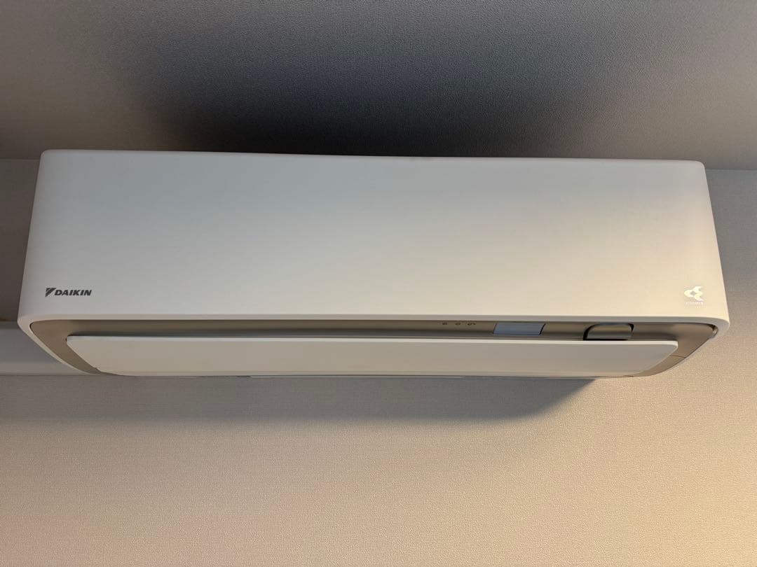 【3年弱使用】ダイキン　エアコン　うるさらX 2022年　室外機付