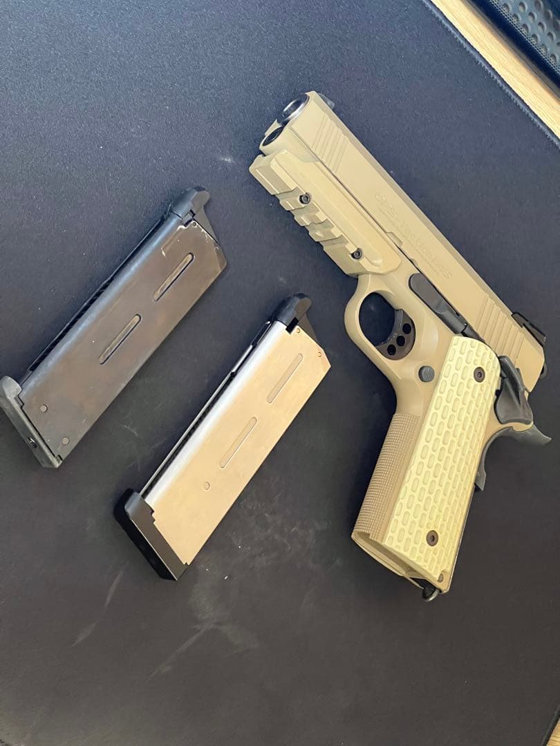 東京マルイ DESERT WARRIOR 4.3 デザート　ウオーリア　ガスブロ