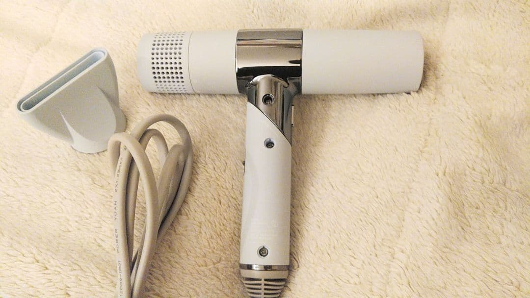 【にこ】KINUJO キヌージョ キヌジョ　ペールブルー　ヘアドライヤー