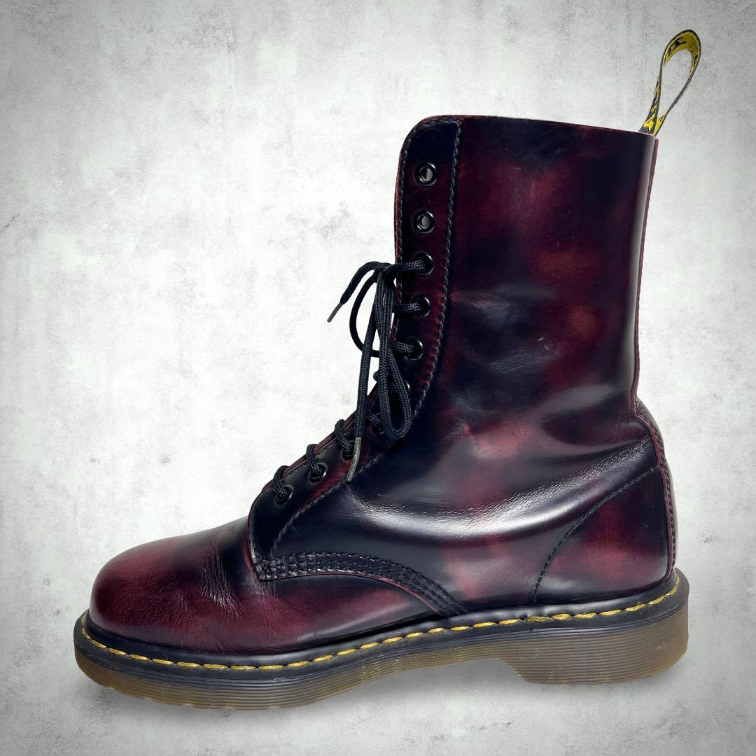ドクターマーチン 10ホール 10092 UK9 チェリーレッド