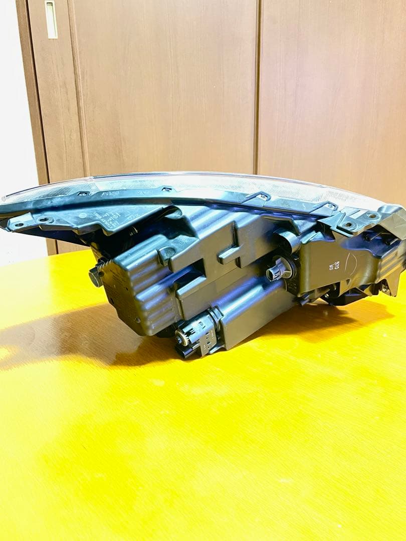 スズキ スイフトスポーツ 左ヘッドライトASSY