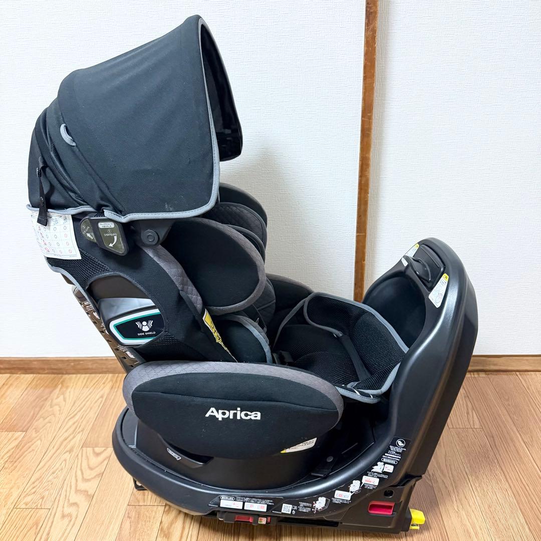 美品 アップリカ フラディア グロウ ISOFIX 360°セーフティーAB