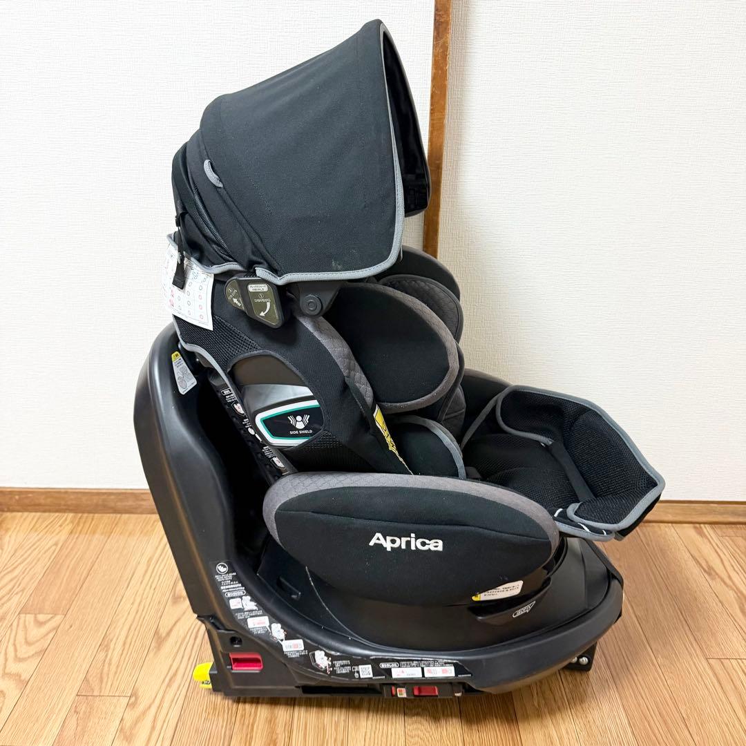 美品 アップリカ フラディア グロウ ISOFIX 360°セーフティーAB