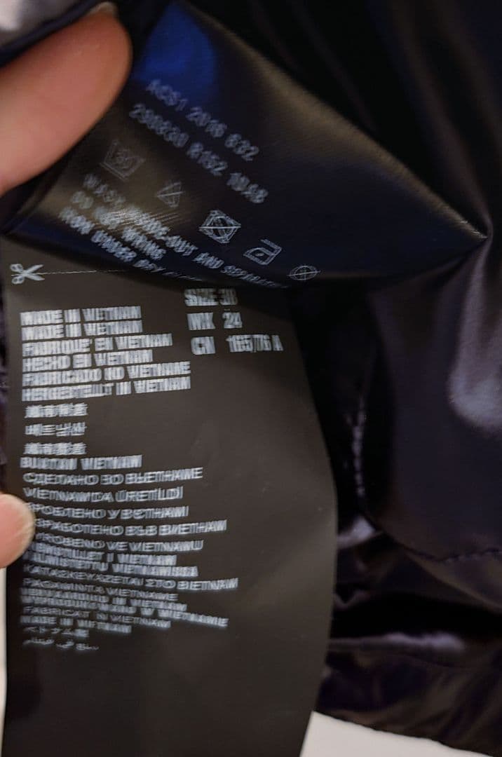 は*な様 美品 プラダ ダウンベスト 38 ブラック