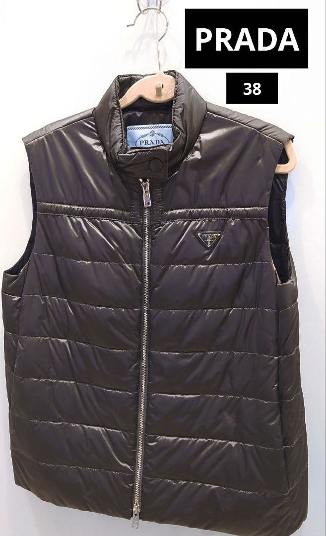は*な様 美品 プラダ ダウンベスト 38 ブラック