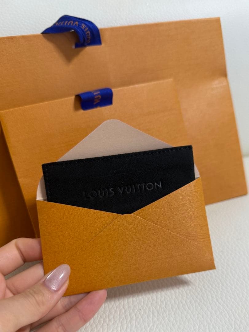 LOUIS VUITTON LV ルージュ リップ 102 新品未使用 ケース付