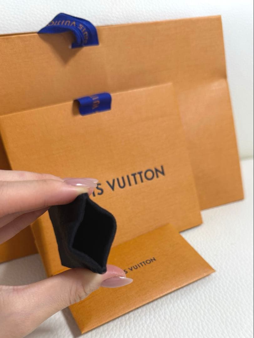 LOUIS VUITTON LV ルージュ リップ 102 新品未使用 ケース付