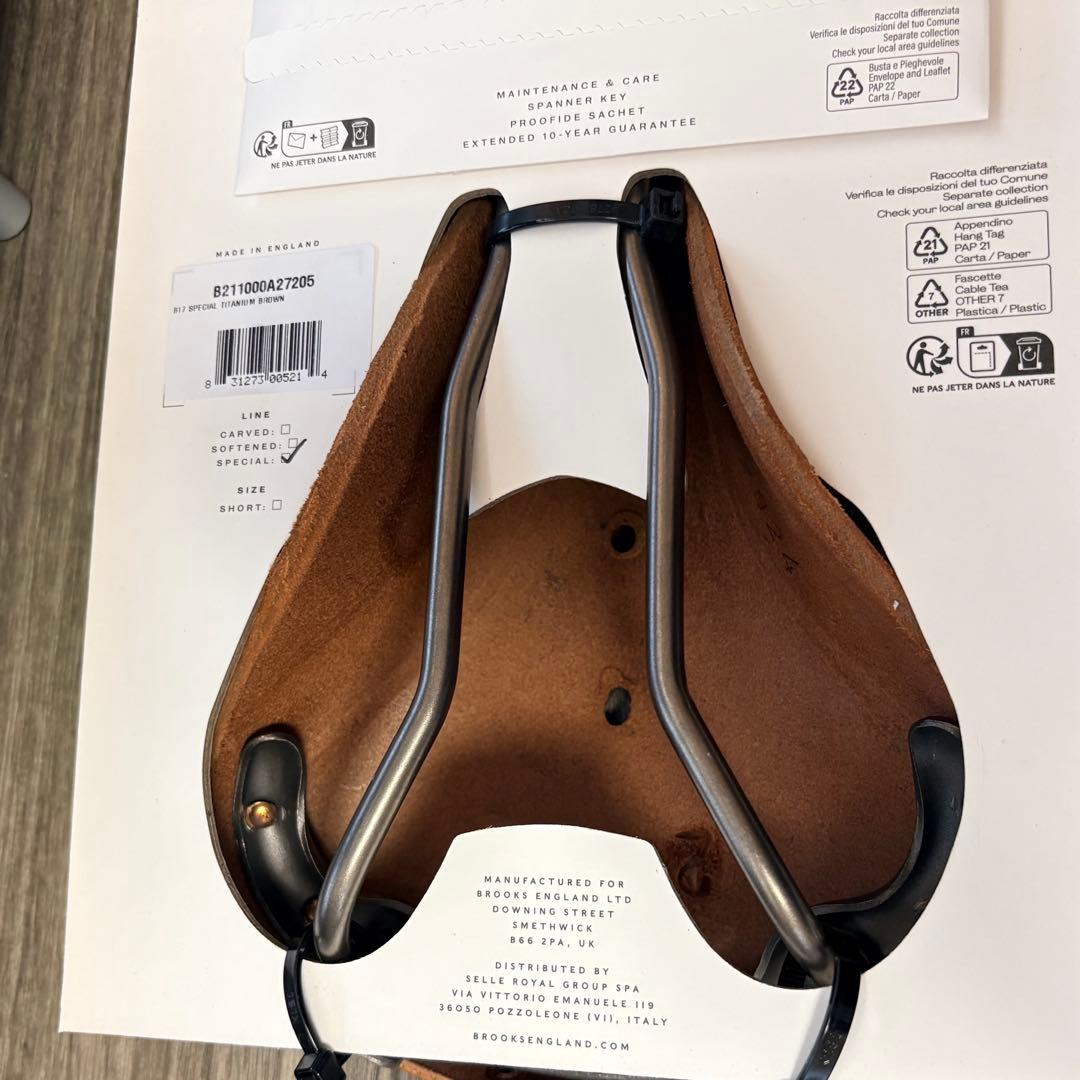 【新品未使用】Brooks レザーサドル B17 スペシャル チタン ブラウン