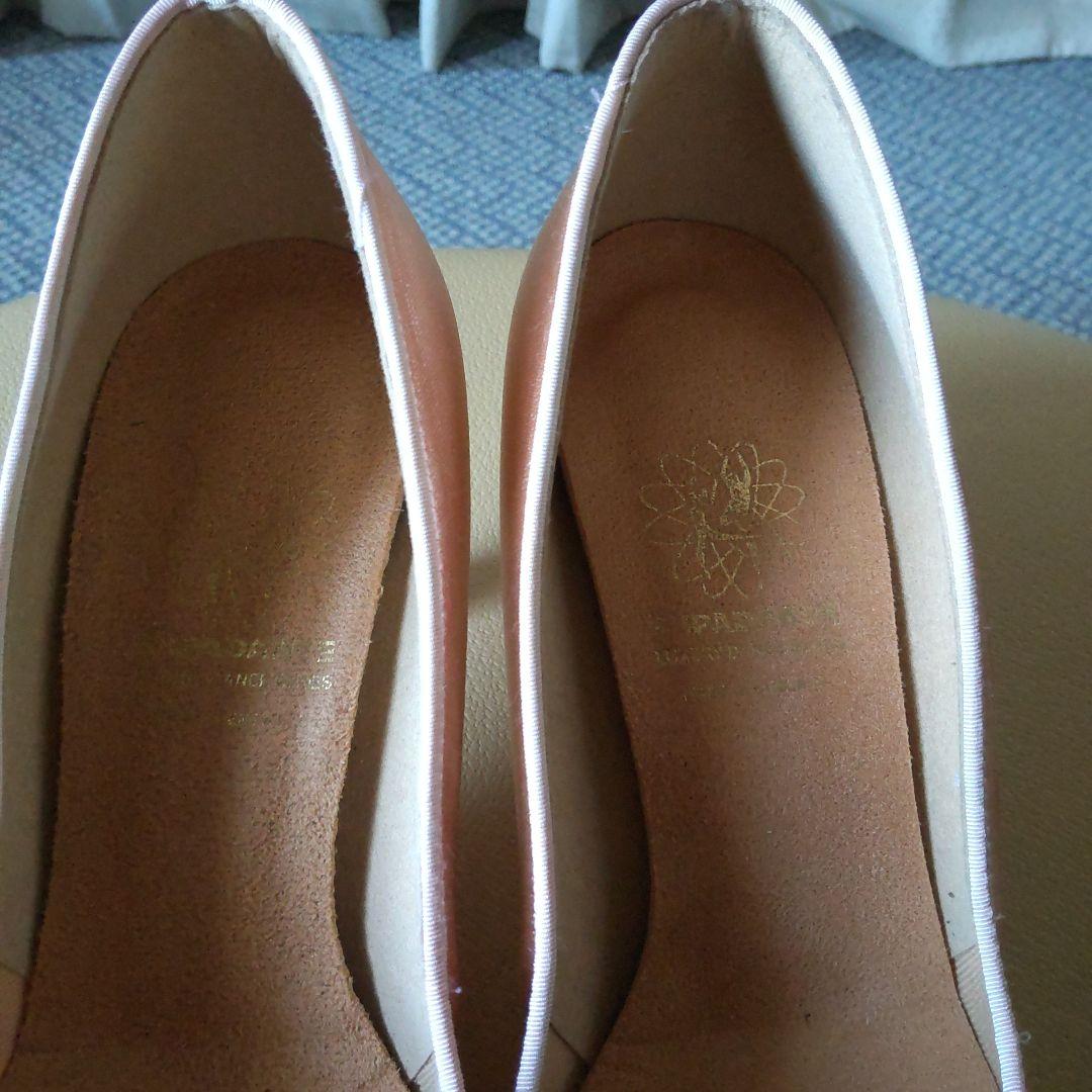 スーパーダンス．ジャパン　シューズ サテン　22.5 ヒール　5.5センチ