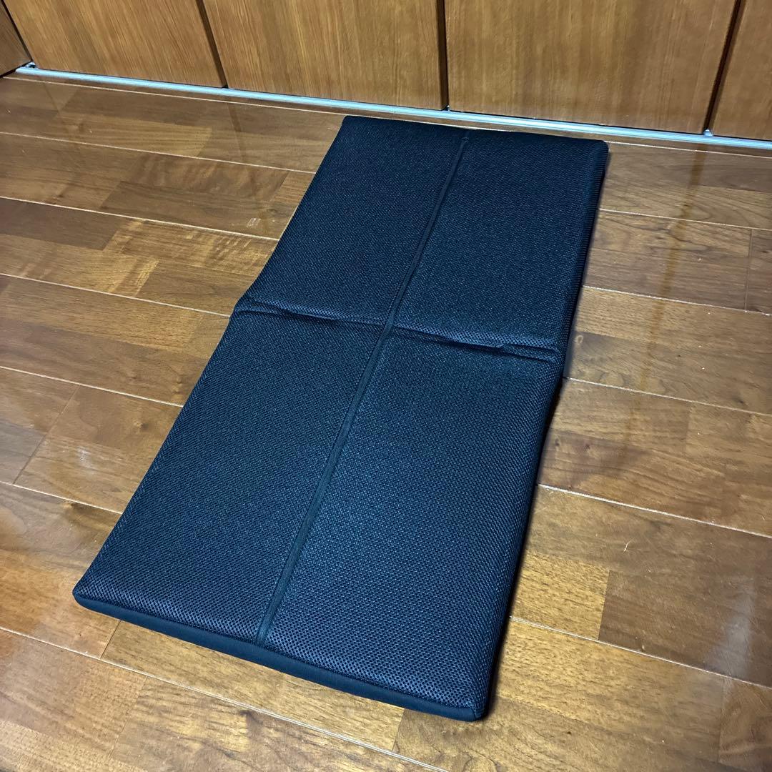 airweave エアウィーヴ 座クッション ブラック