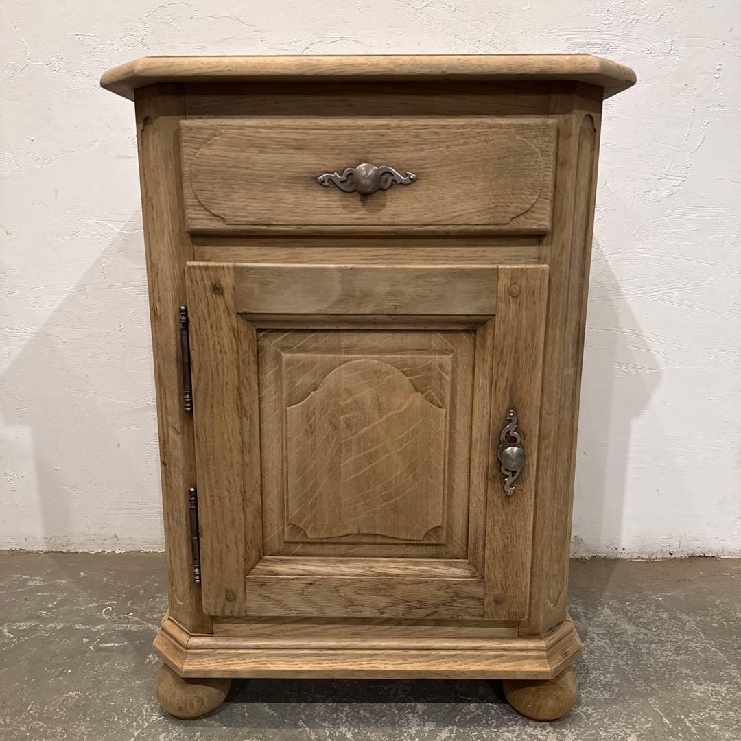 ヴィンテージ　ベッドサイドテーブル　サイドテーブル　剥離