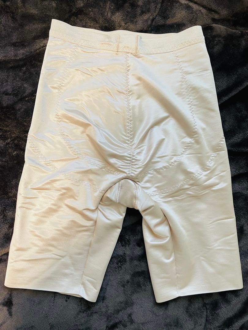 Treat dressing ブライダルインナー ショートビスチェ・ヘムガードル